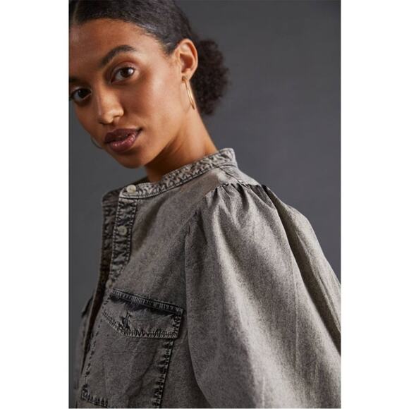 Anthropologie Pilcro Washed Puff Sleeve Buttondown gray sz M - Picture 3 of 10